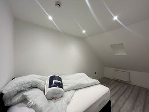 Photo 14- click for photo gallery